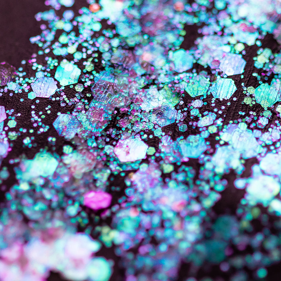 A swatch image of Ariel Glitter Paste from DreamSQNS on a black surface