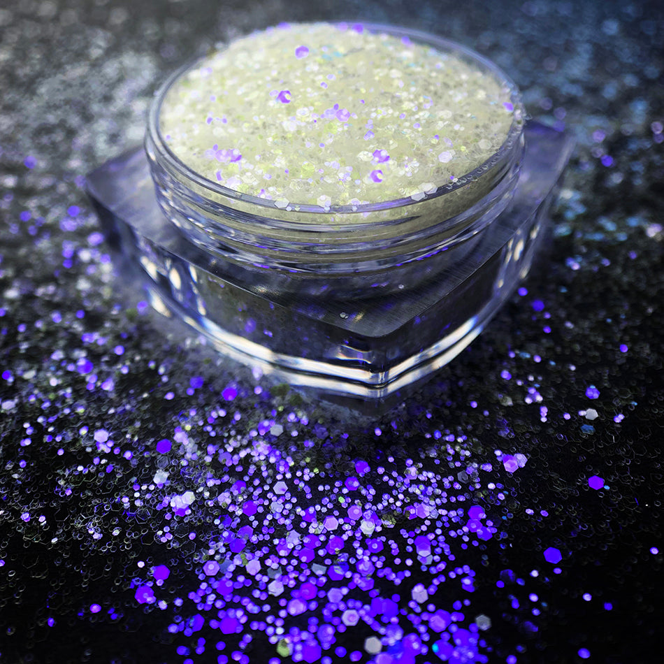 UV Dream Fine Iridescent Glitter - DreamSQNS