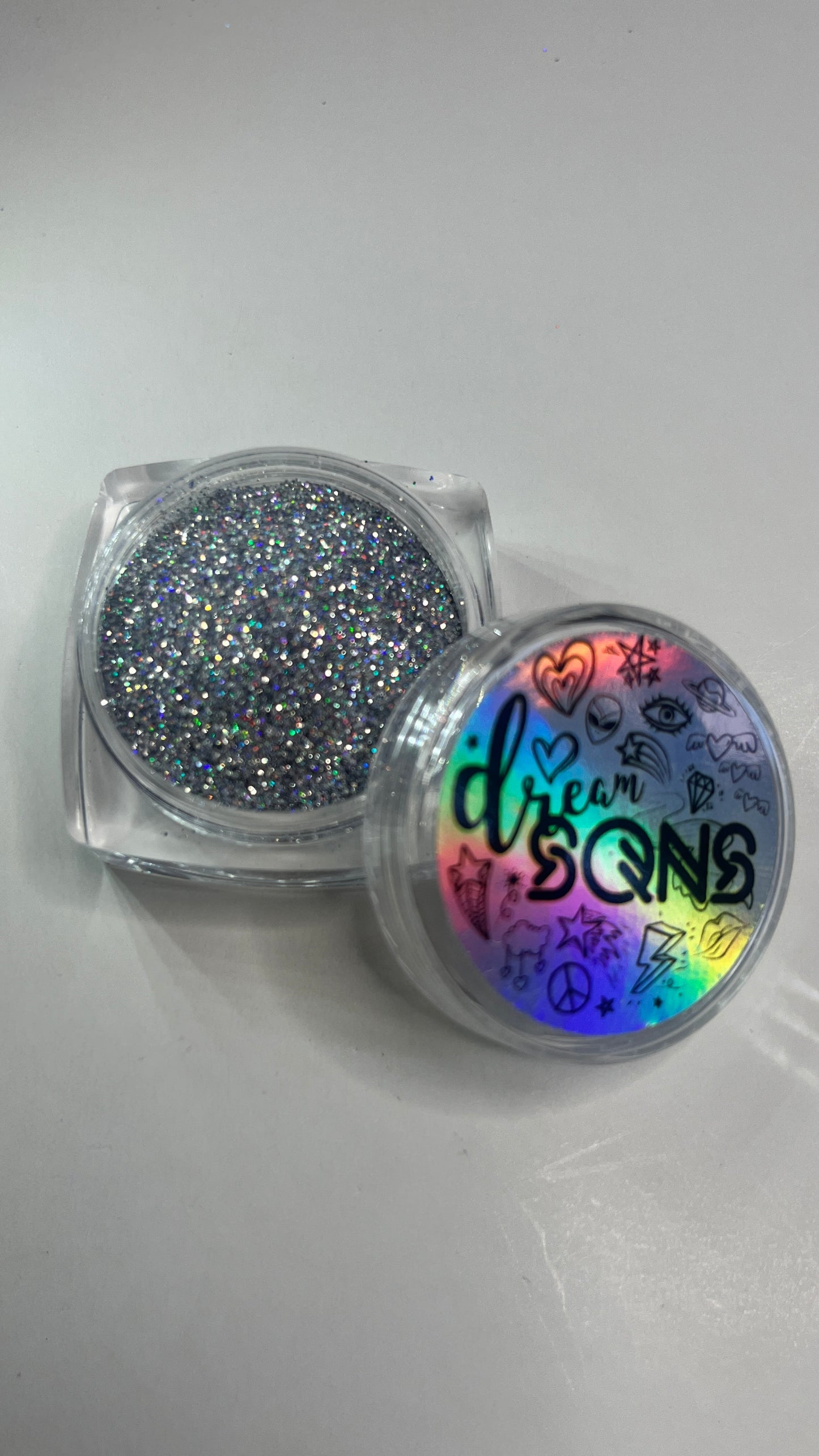 Diamond Dust Ultra Fine Glitter - DreamSQNS
