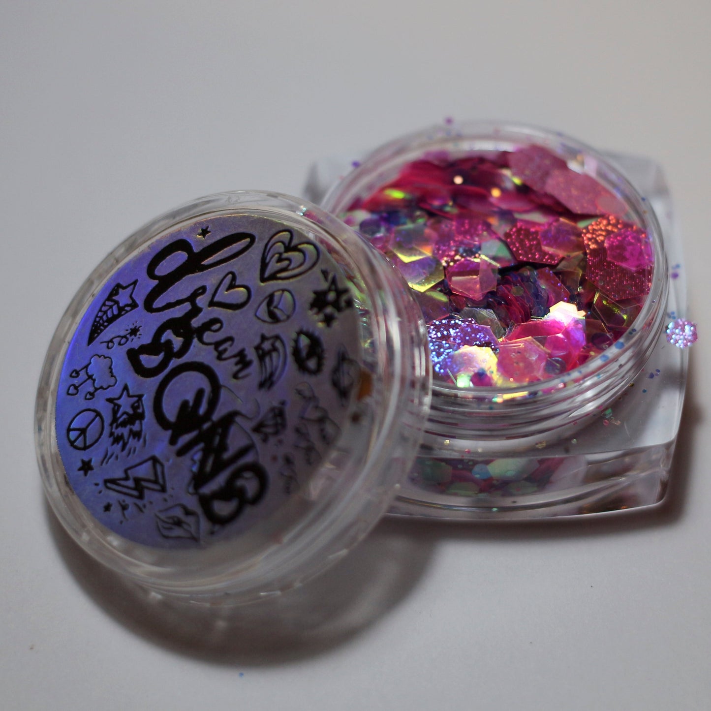 Harajuku Girl Chunky Glitter - DreamSQNS