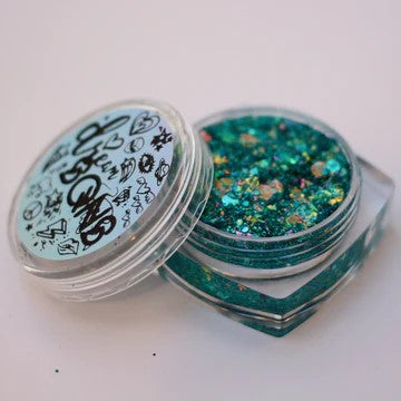 Northern Lights Glitter Paste by DreamSQNS in the full branded component